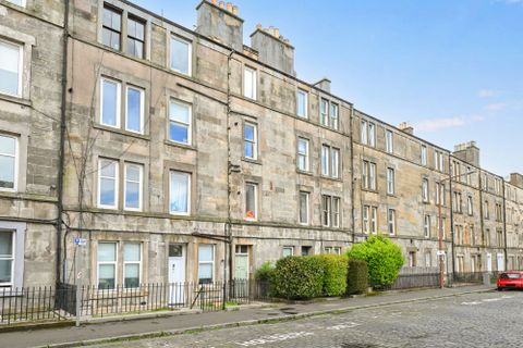 18/3 Springwell Place, Dalry, Edinburgh EH11