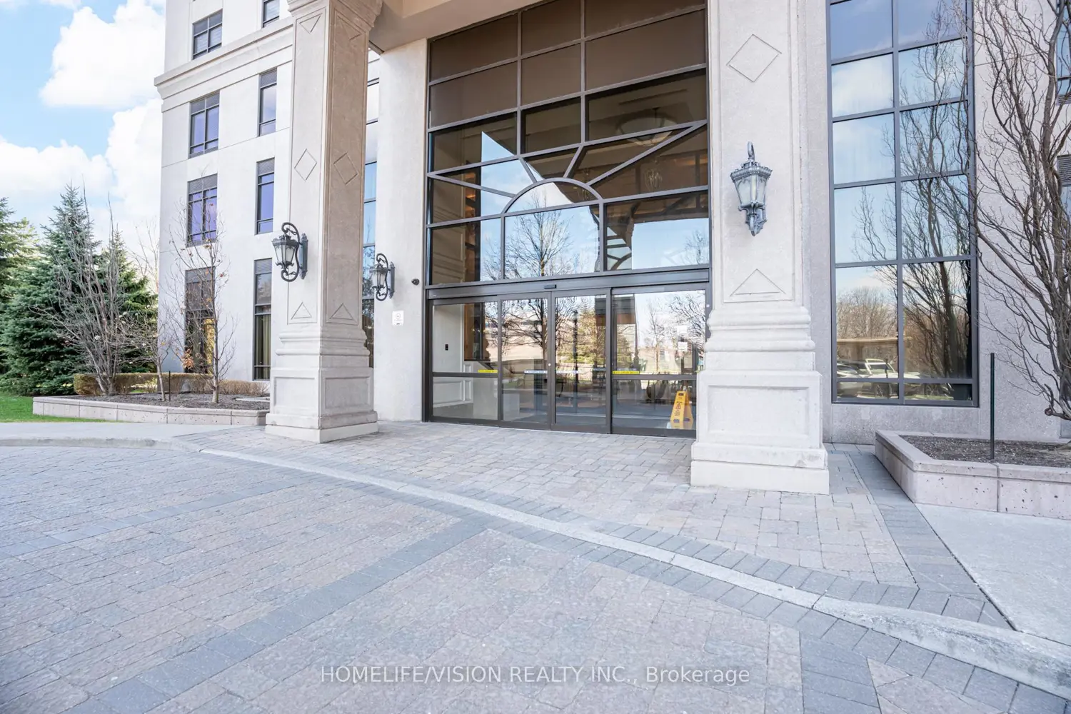 9255 Jane Street 615 photo 4