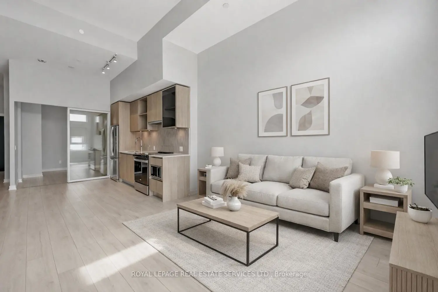 Additional image 13 of 405 Dundas Street 104