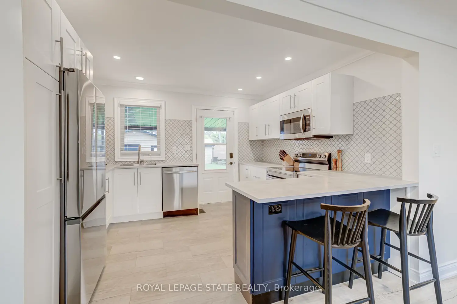 185 Deschene Avenue photo 4