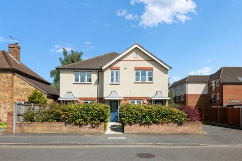 Merryfields, Uxbridge UB8