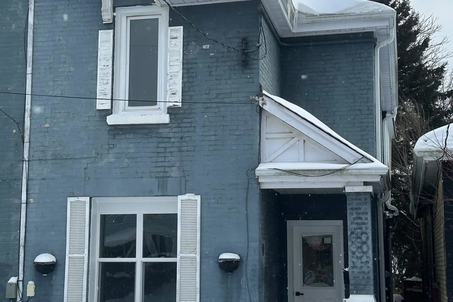 719 Elias Street
