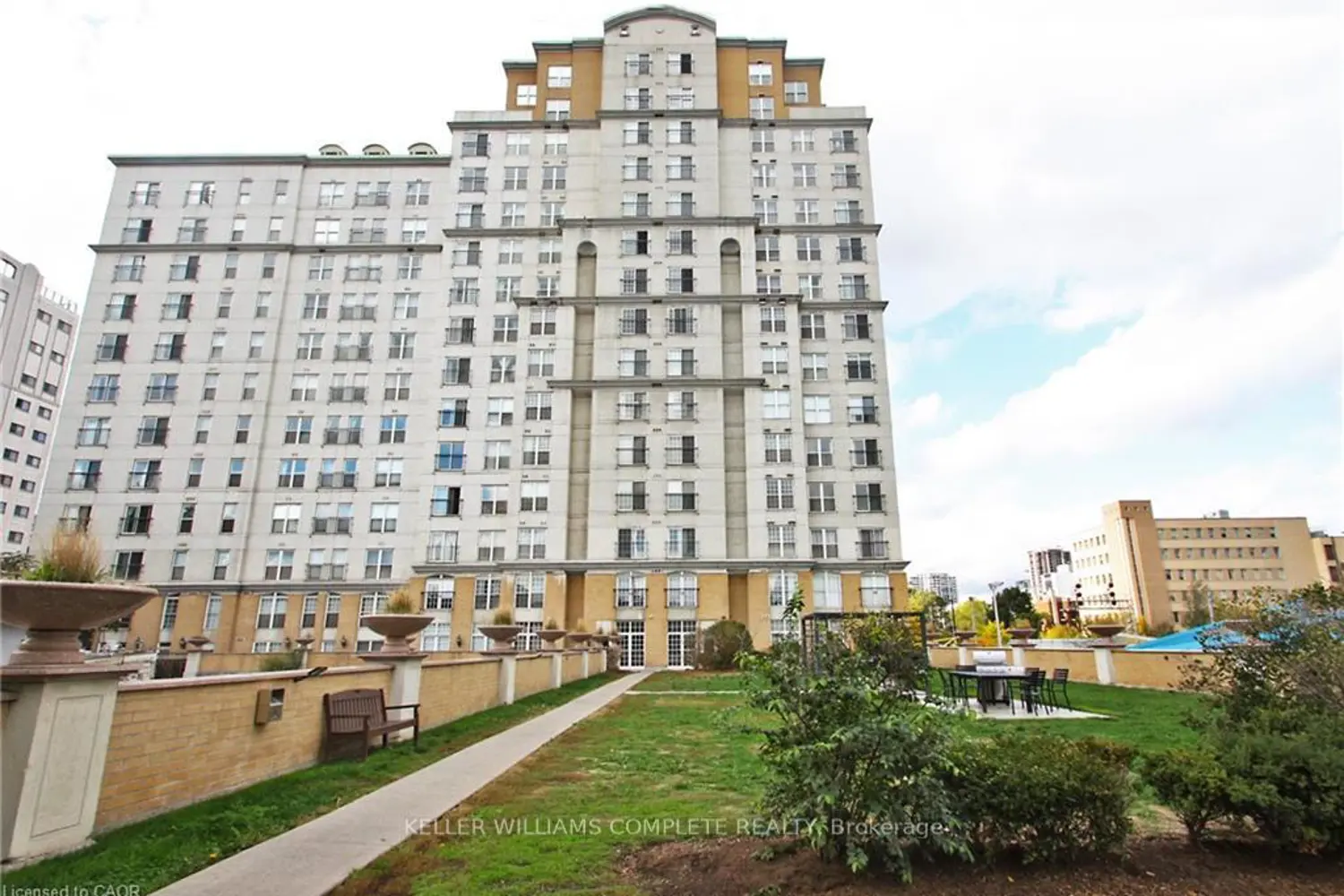 Additional image 16 of 135 James Street 309