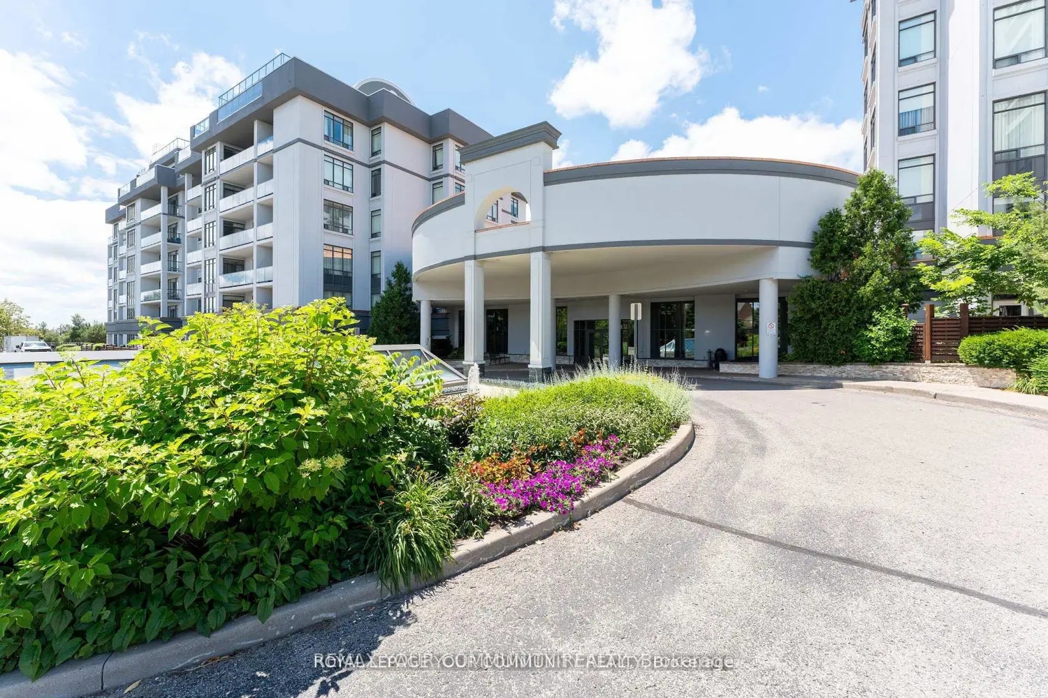 11121 Yonge Street 110