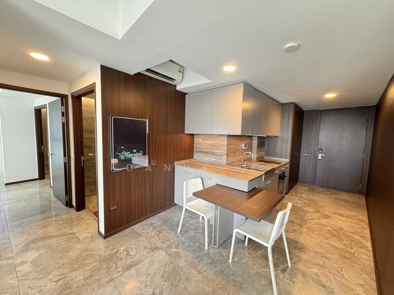 1 Pearl Bank photo 2