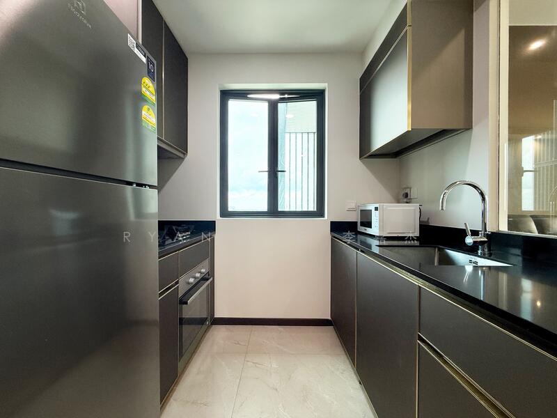 59 Normanton Park photo 5