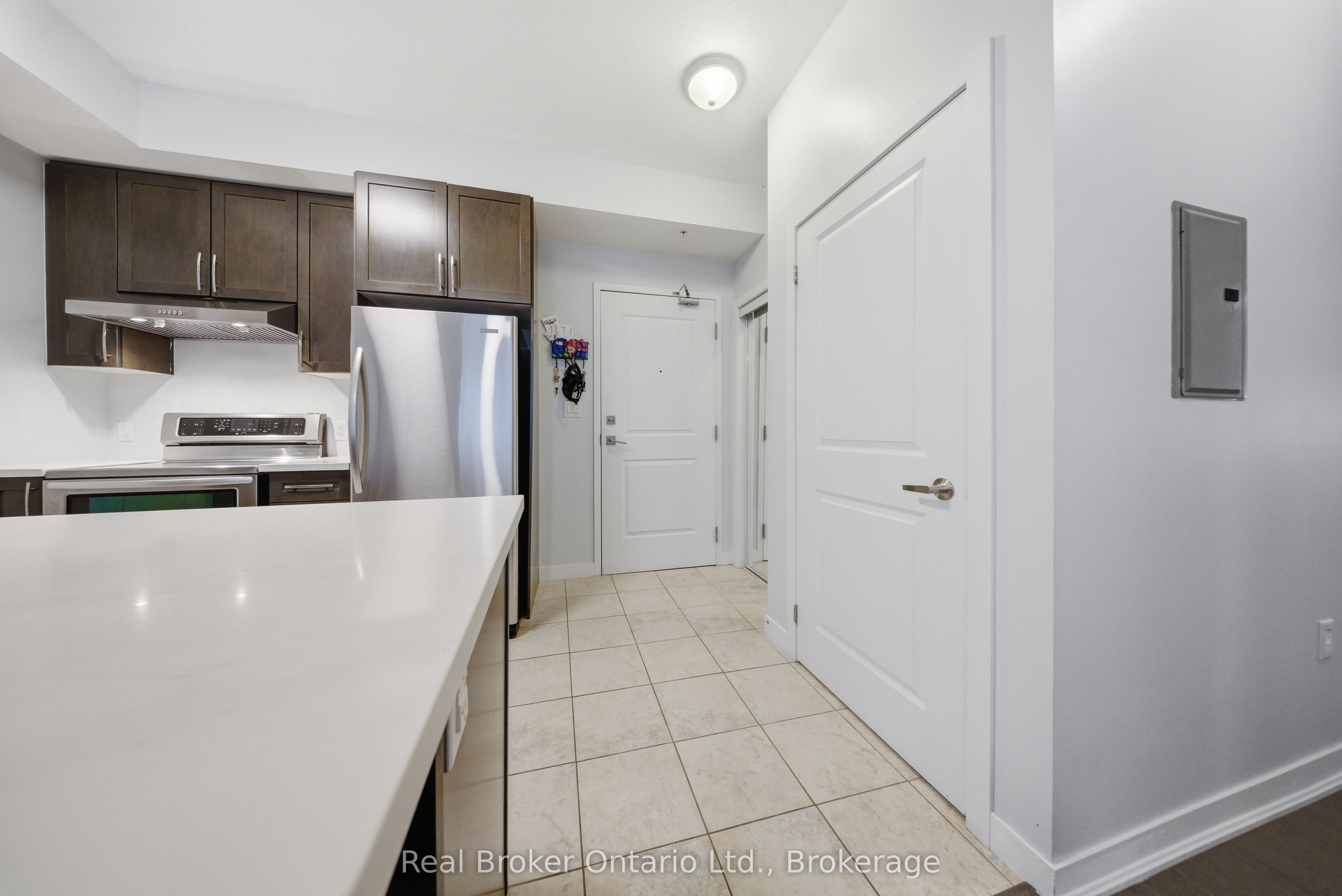 Additional image 4 of 109-5010 Corporate Drive, Burlington, ON, L7L 0H6