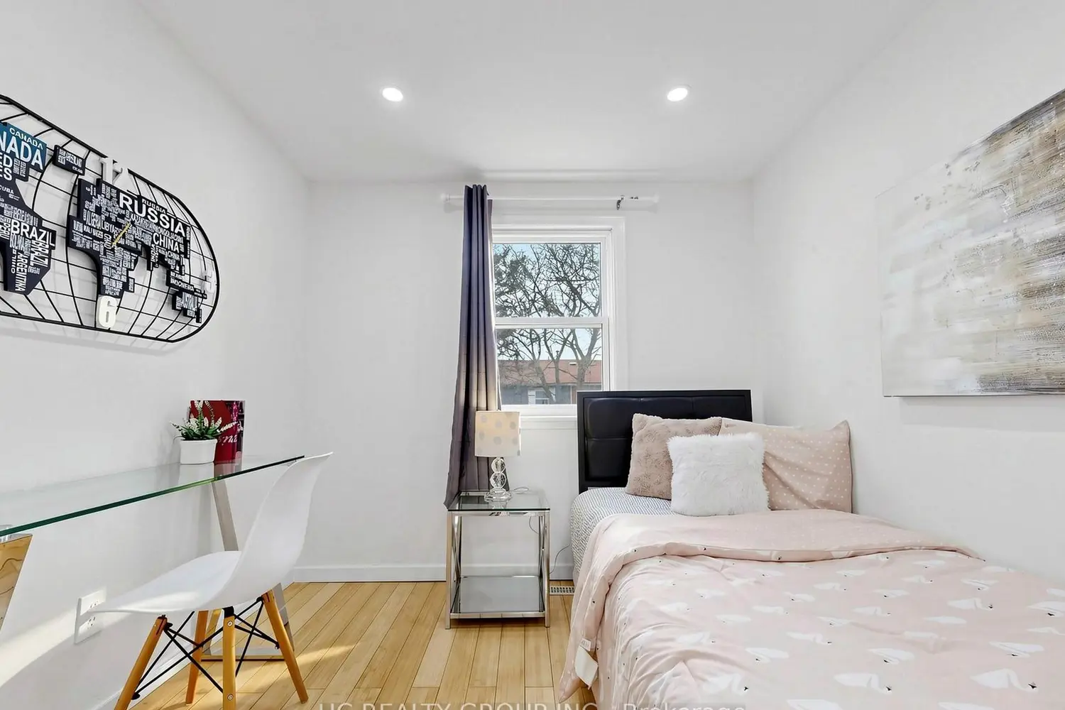 Additional image 13 of 1742 John Street 36