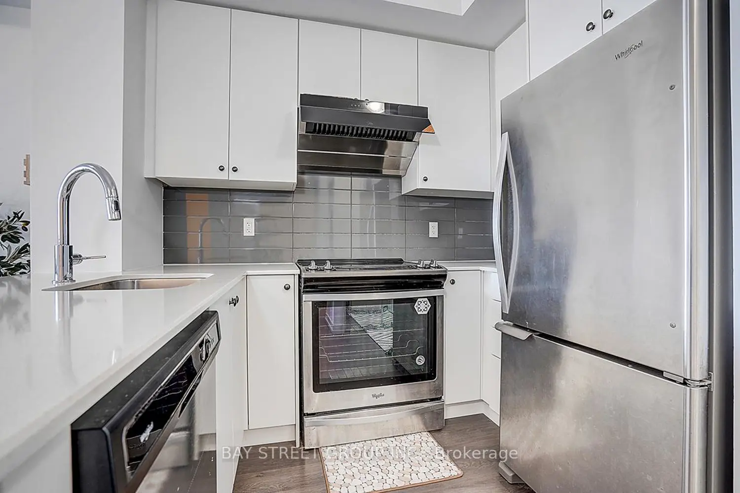 Additional image 6 of 555 William Graham Drive 348