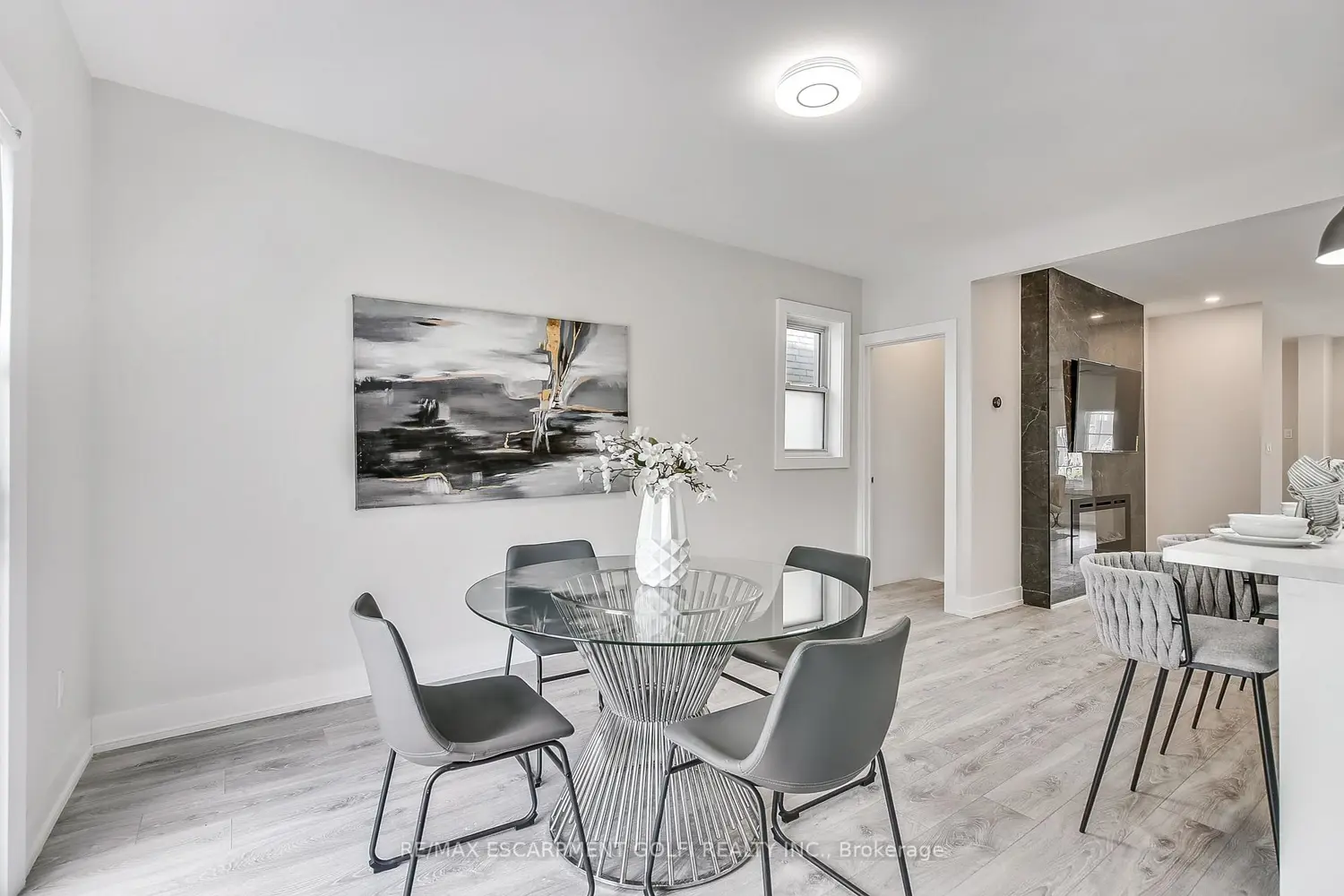 Additional image 9 of 221 Rosslyn Avenue