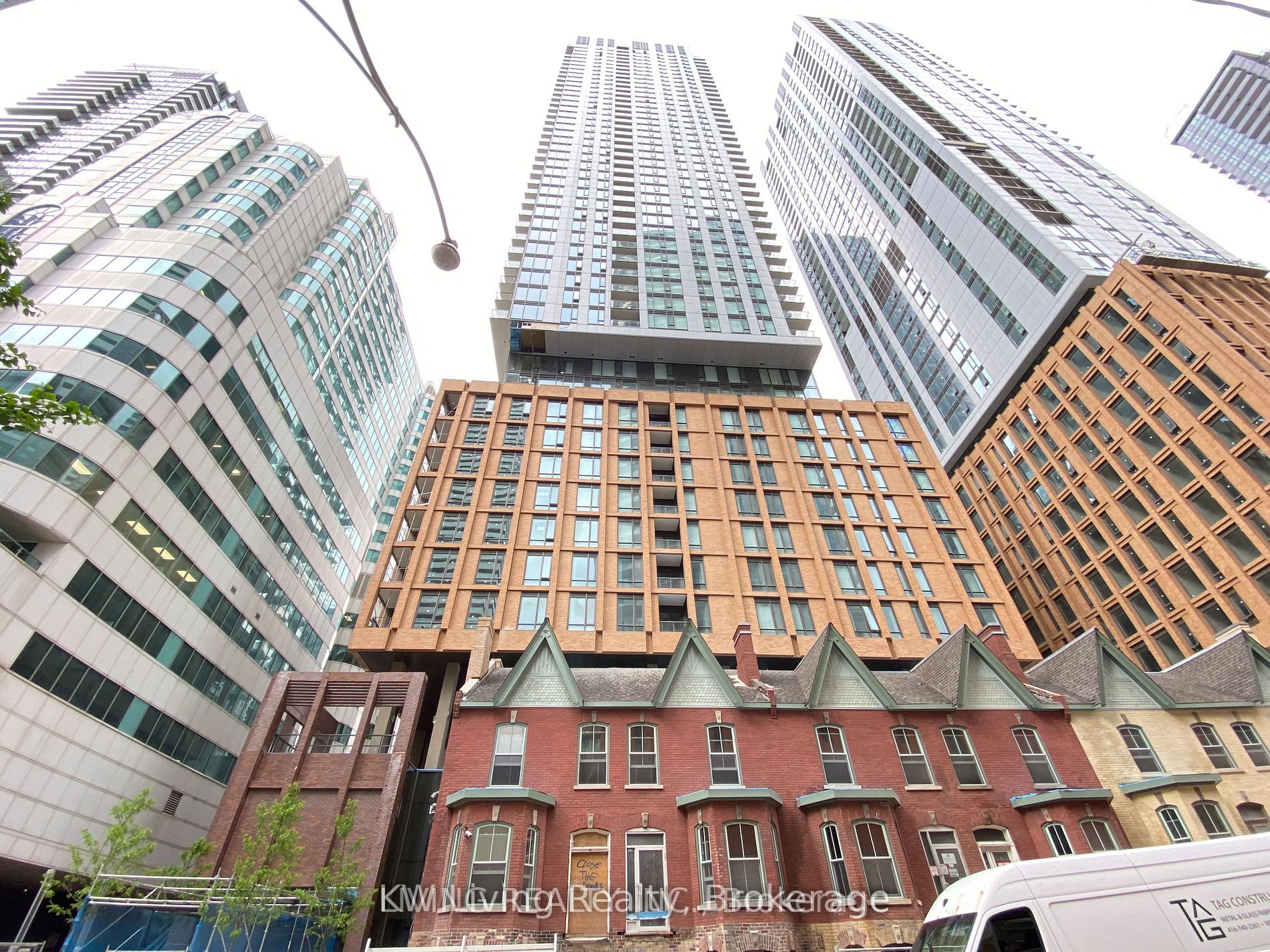 2203-8 Widmer Street, Toronto, ON, M5E 0G1