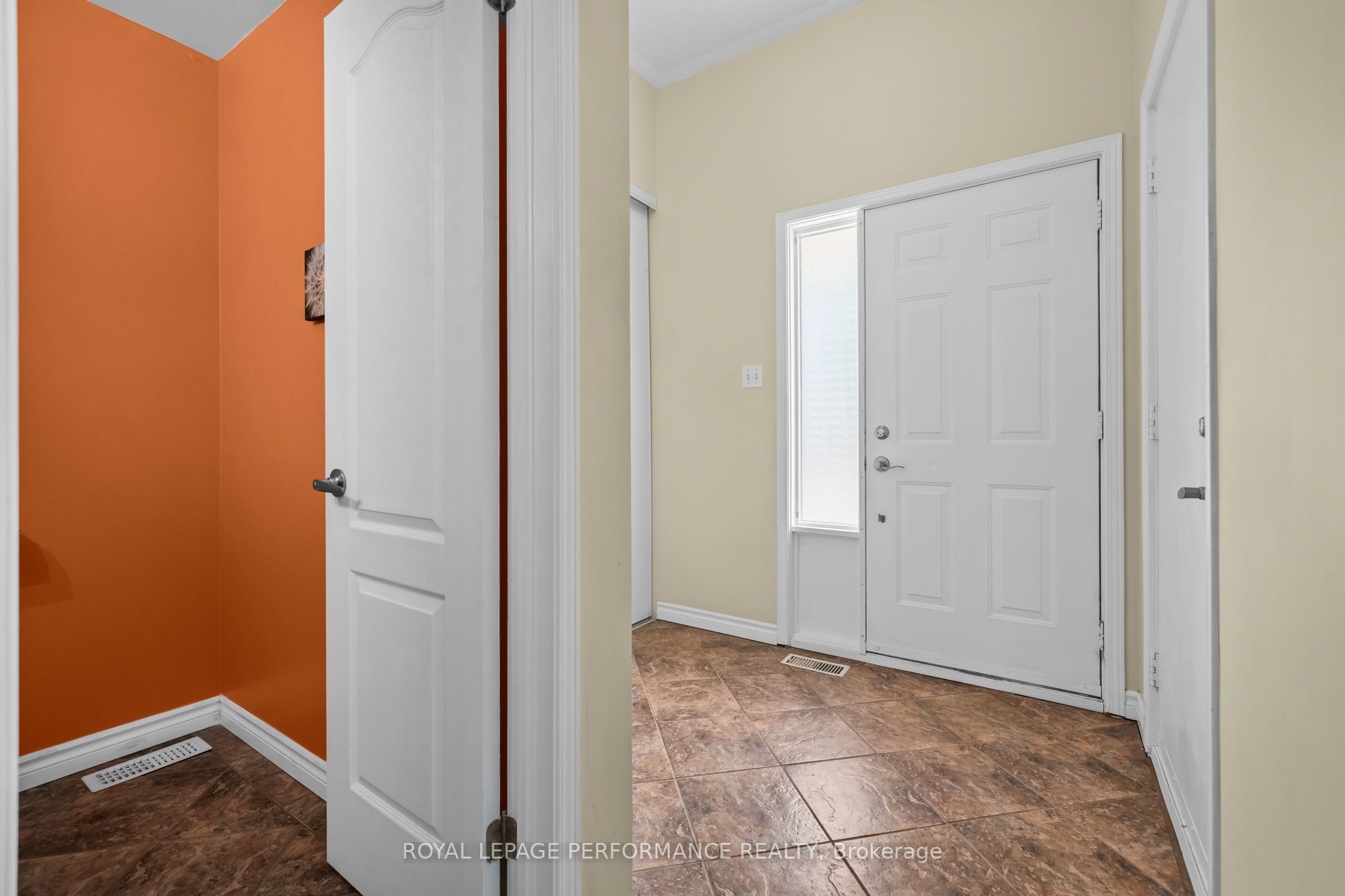 Additional image 3 of 6420 Sablewood Place, Ottawa, ON, K1C 7L7