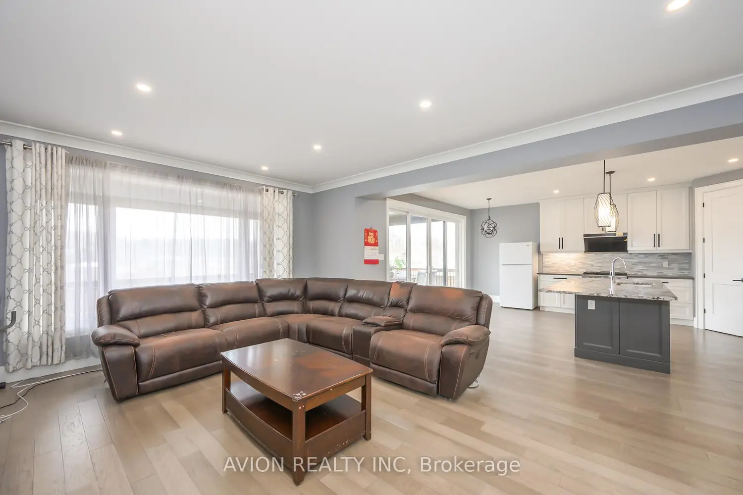 Additional image 4 of 1796 Brayford Avenue