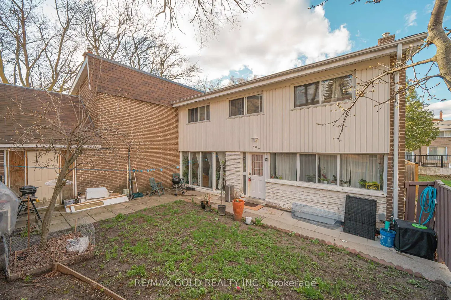 30 Sentinel Road 2