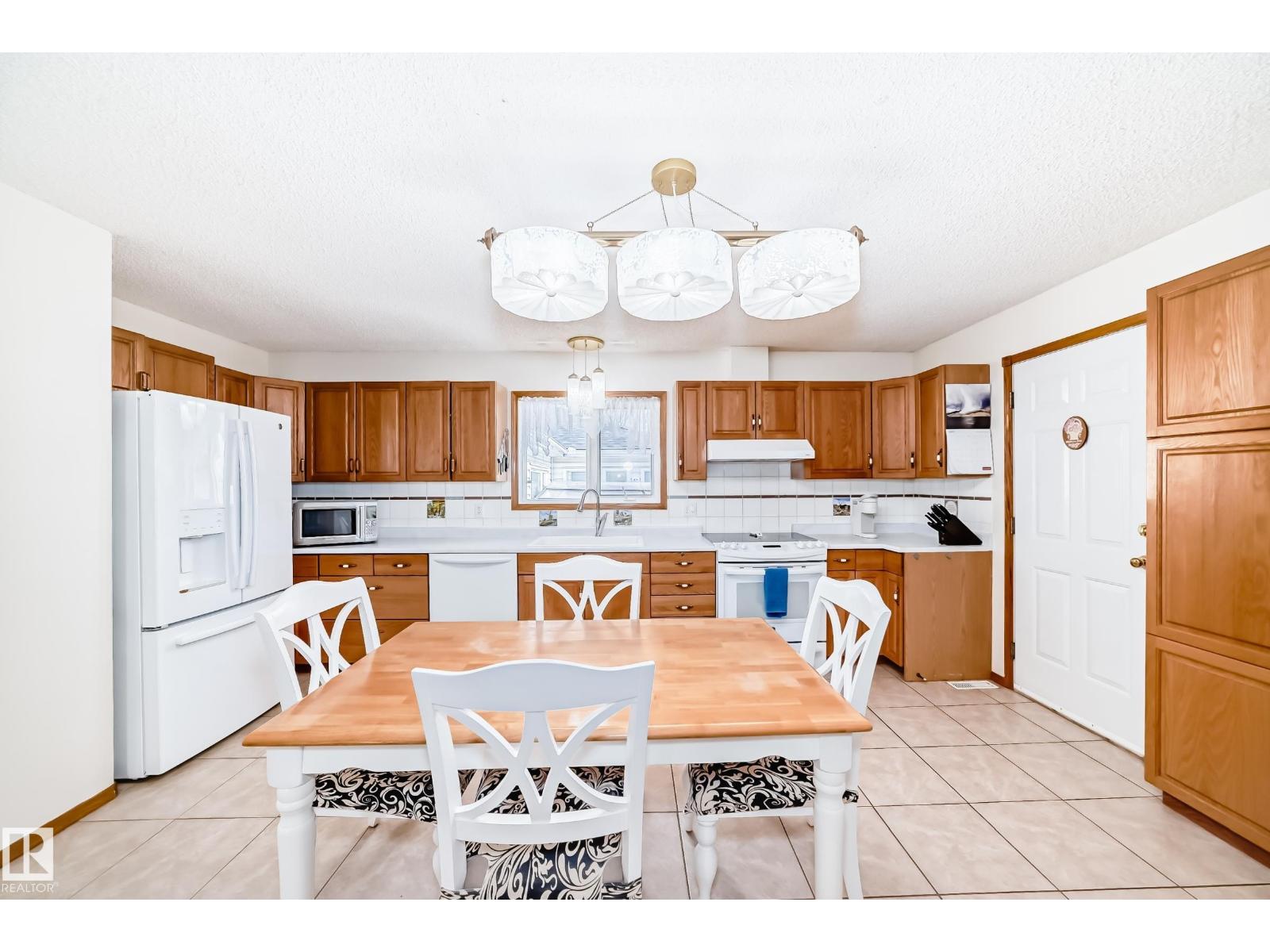 Additional image 6 of 15330 99 Avenue NW, Edmonton, AB, T5P0H9