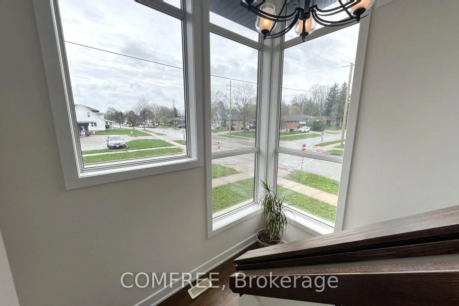 Additional image 19 of 498 Phyllis Street