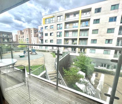 Bow Common Lane, London E3
