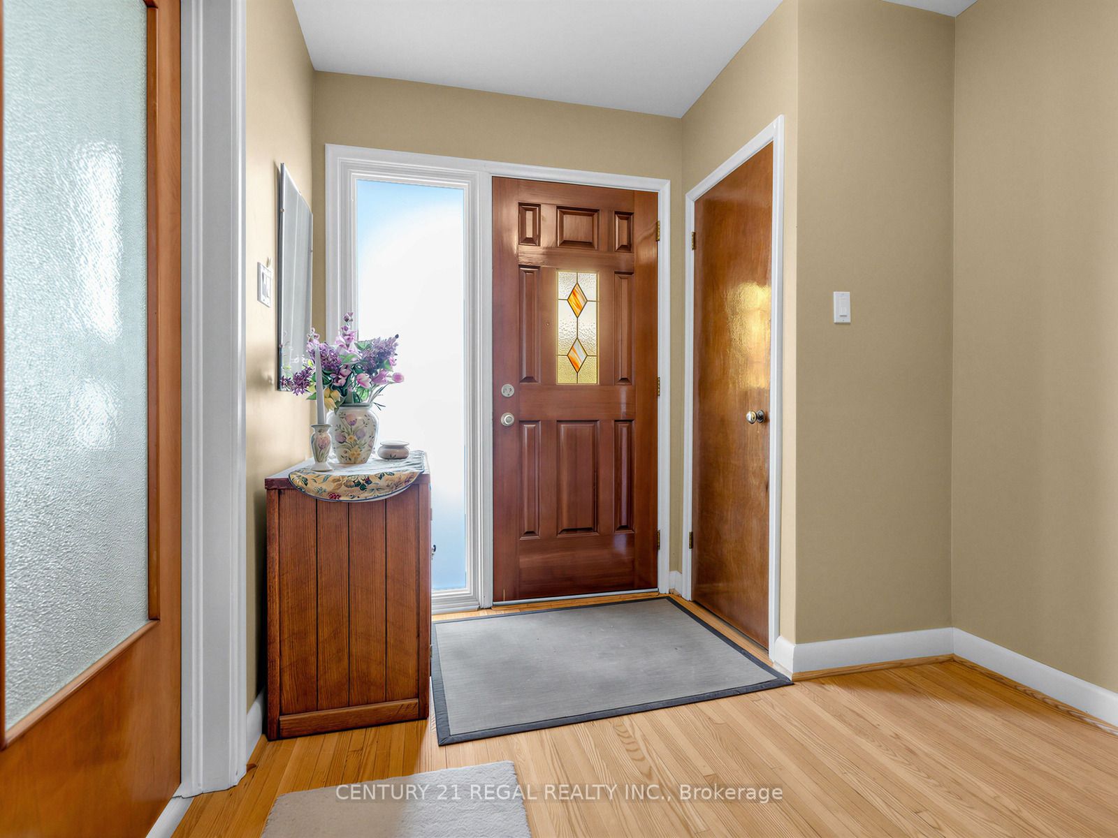 Additional image 3 of 1062 Glengrove Avenue, Toronto, ON, M6B 2K2
