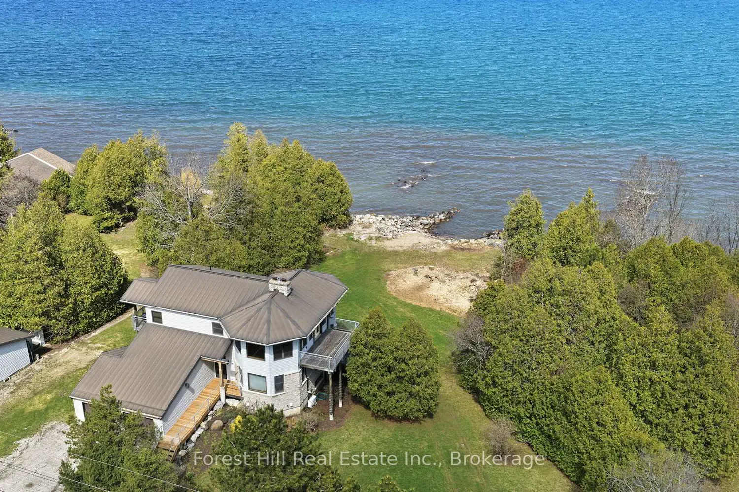 295 Lakeshore Road