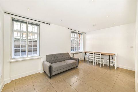 Quebec Court, 21 Seymour Street W1H
