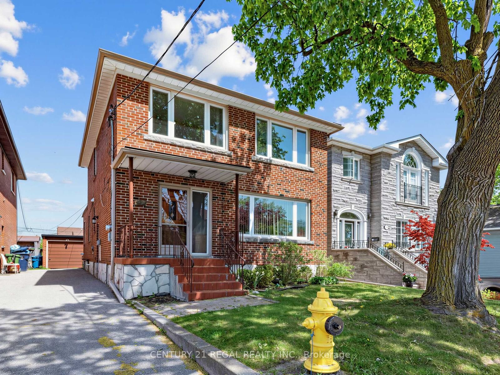 Additional image 2 of 1062 Glengrove Avenue, Toronto, ON, M6B 2K2