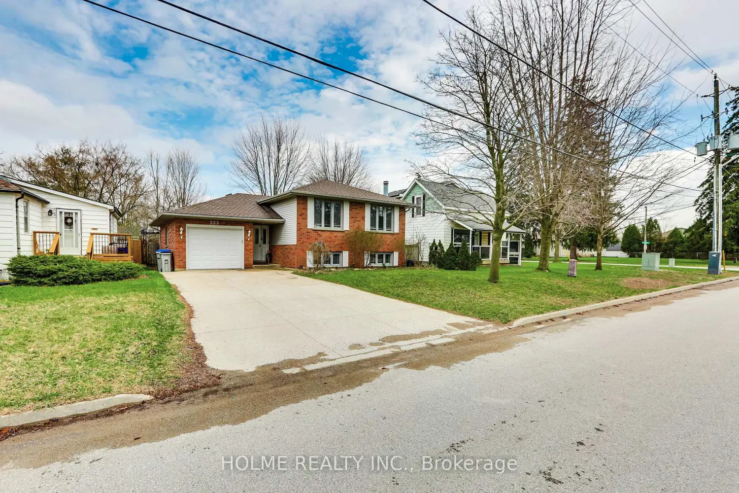 223 Ellor Street photo 2