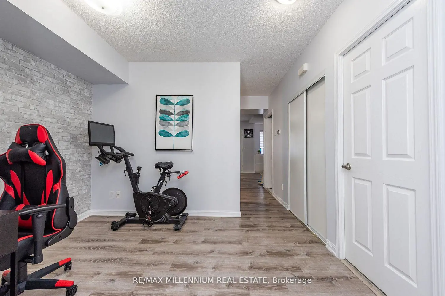 Additional image 3 of 3045 Finch Avenue 1034
