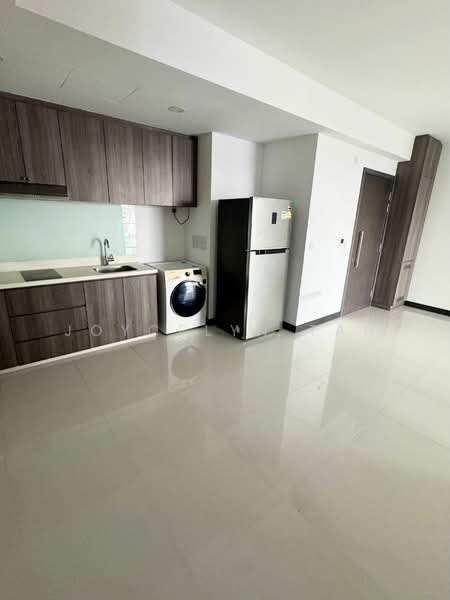 12 Duku Place photo 4