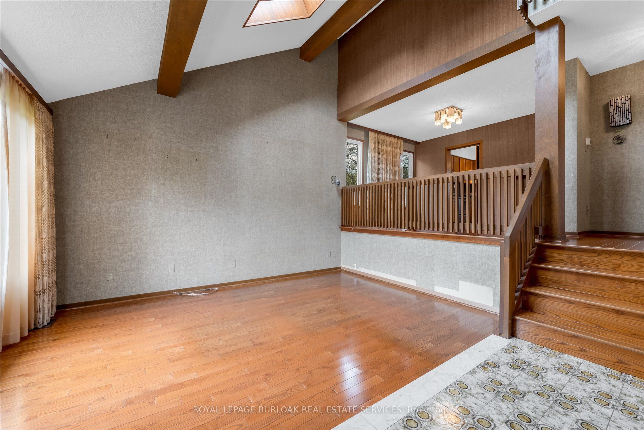 Additional image 5 of 11 Crawford Court, Hamilton, ON, L9H 6G2