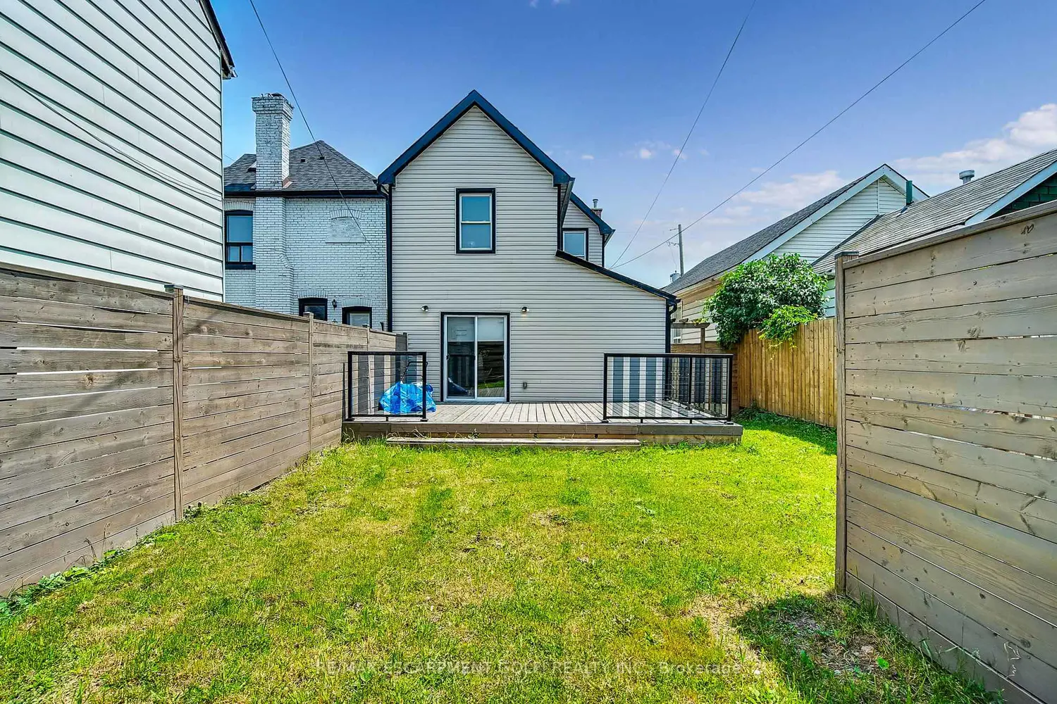 Additional image 19 of 221 Rosslyn Avenue