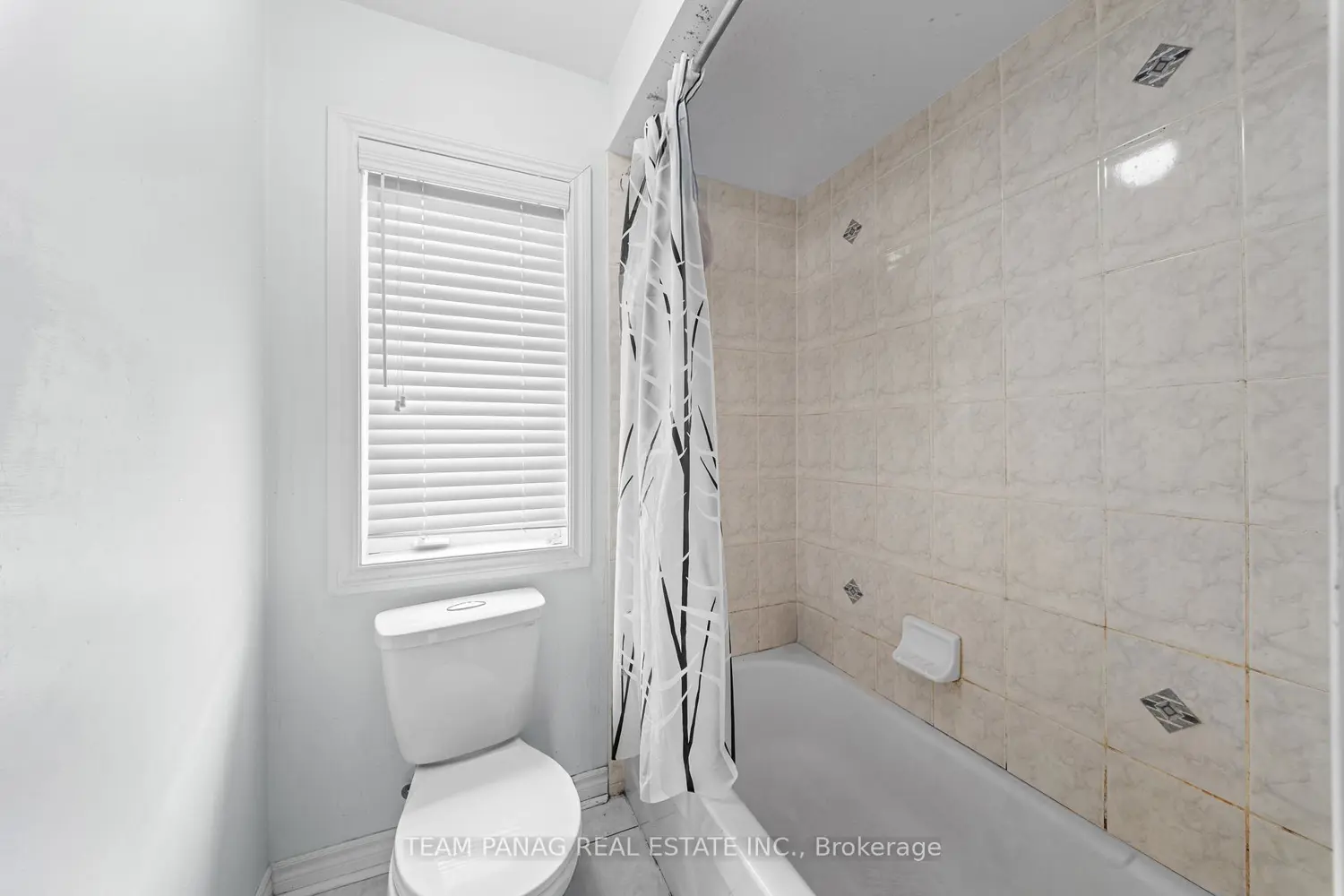 Additional image 11 of 22 Rainbrook Close