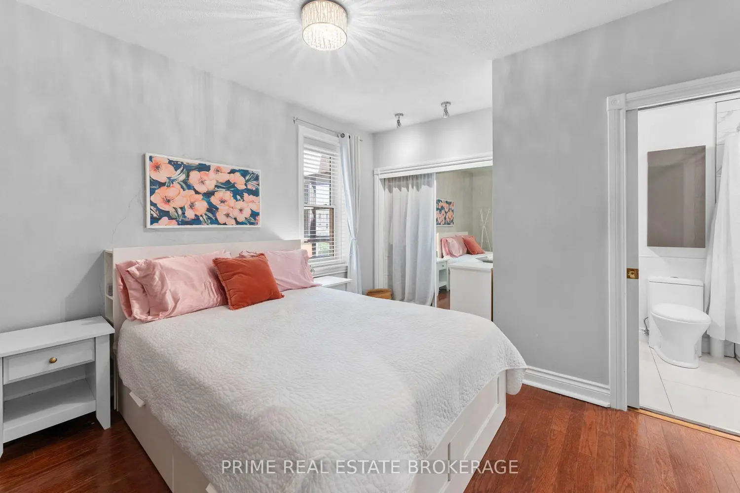 Additional image 13 of 460 Wellington Street 304