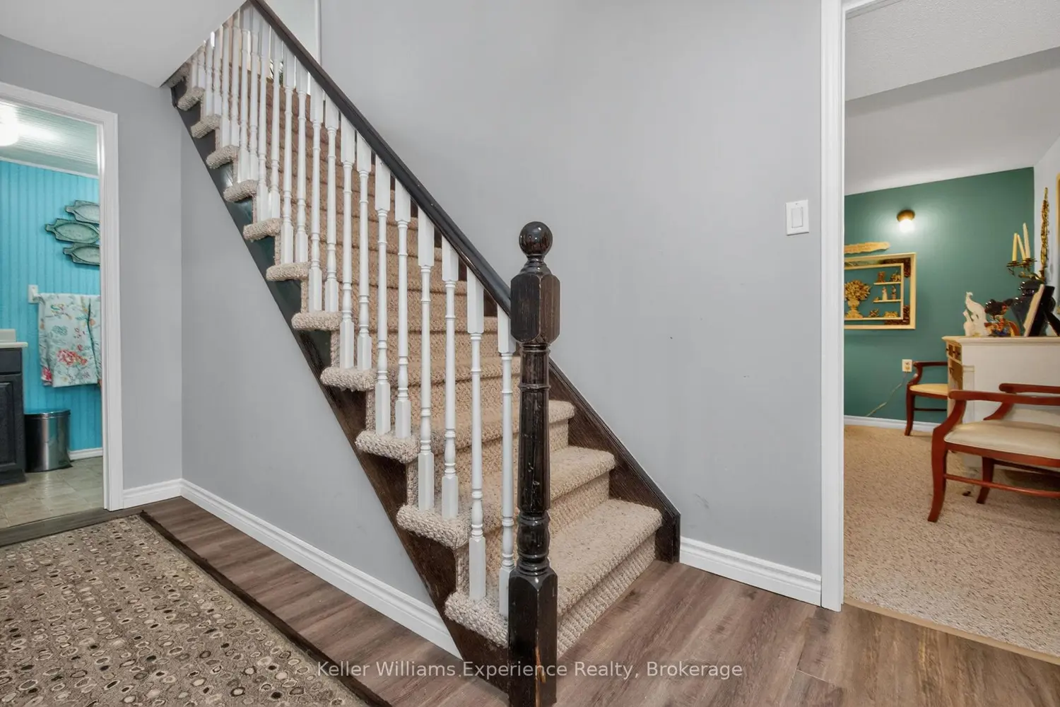 Additional image 8 of 933 Playfair Road