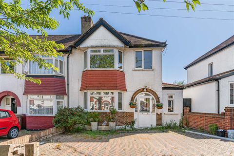 Connaught Road, Sutton SM1