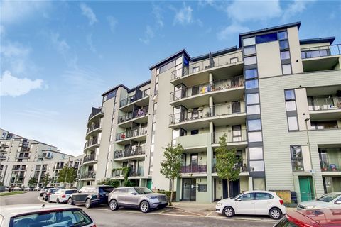 3 Heybourne Crescent, London NW9