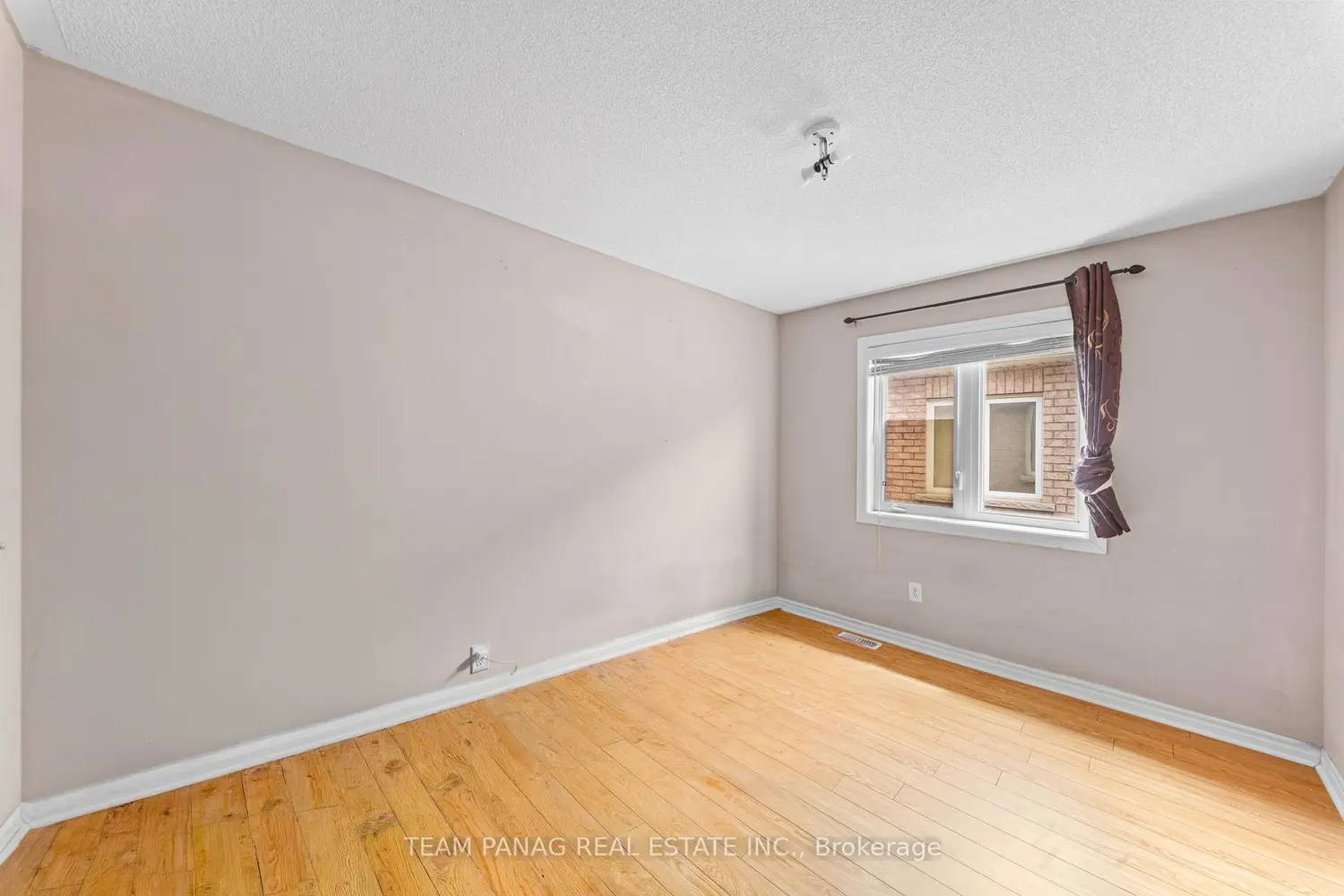 Additional image 10 of 22 Rainbrook Close