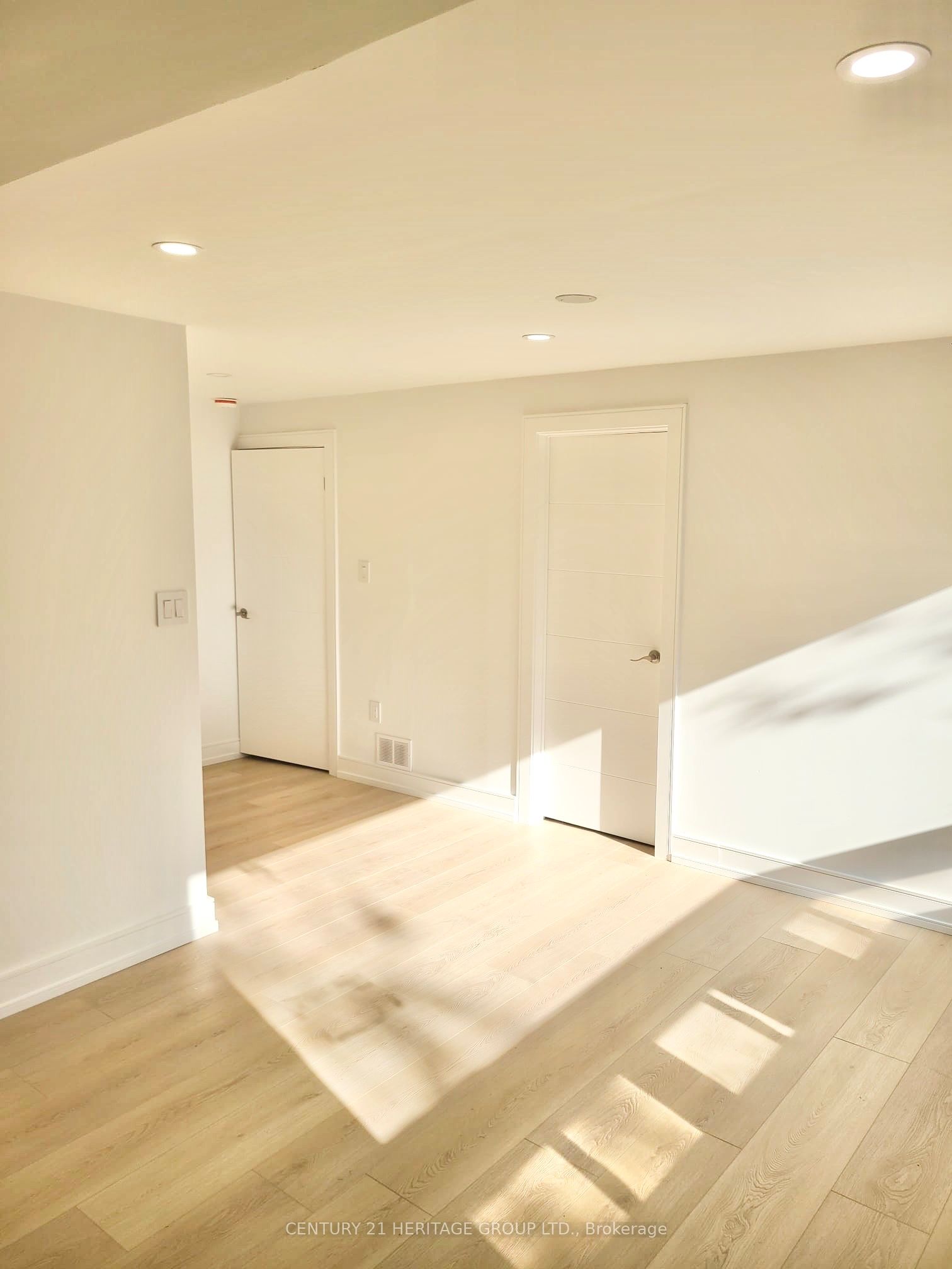 Additional image 3 of Unit 1-81 Bolton Avenue, Newmarket, ON, L3Y 2X3