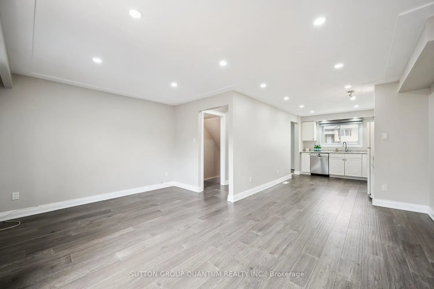 263 Pioneer Drive 108 photo 3