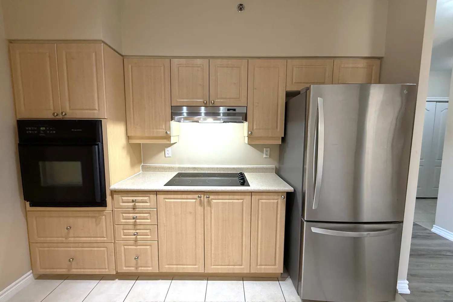 Additional image 5 of 830 Scollard Court 305