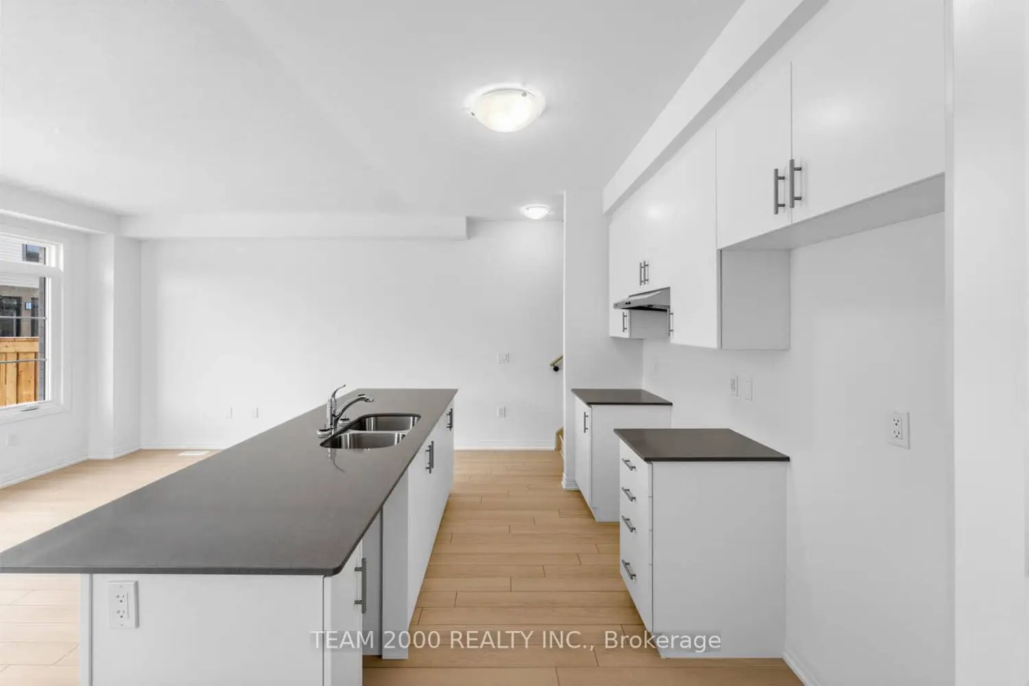 474 Provident Way 33 photo 5