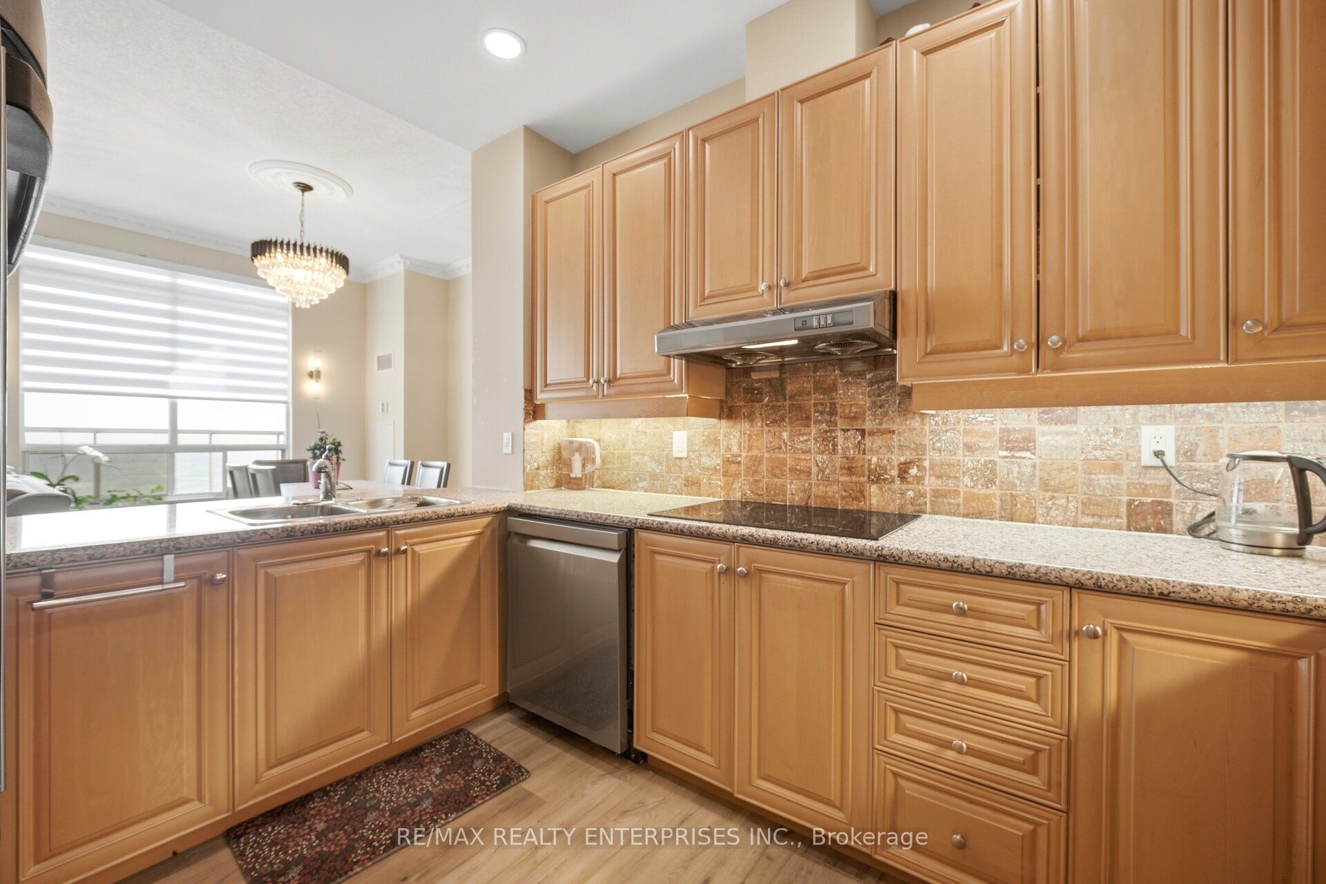 Additional image 5 of 3301-35 Kingsbridge Garden Circle, Mississauga, ON, L5R 3Z5