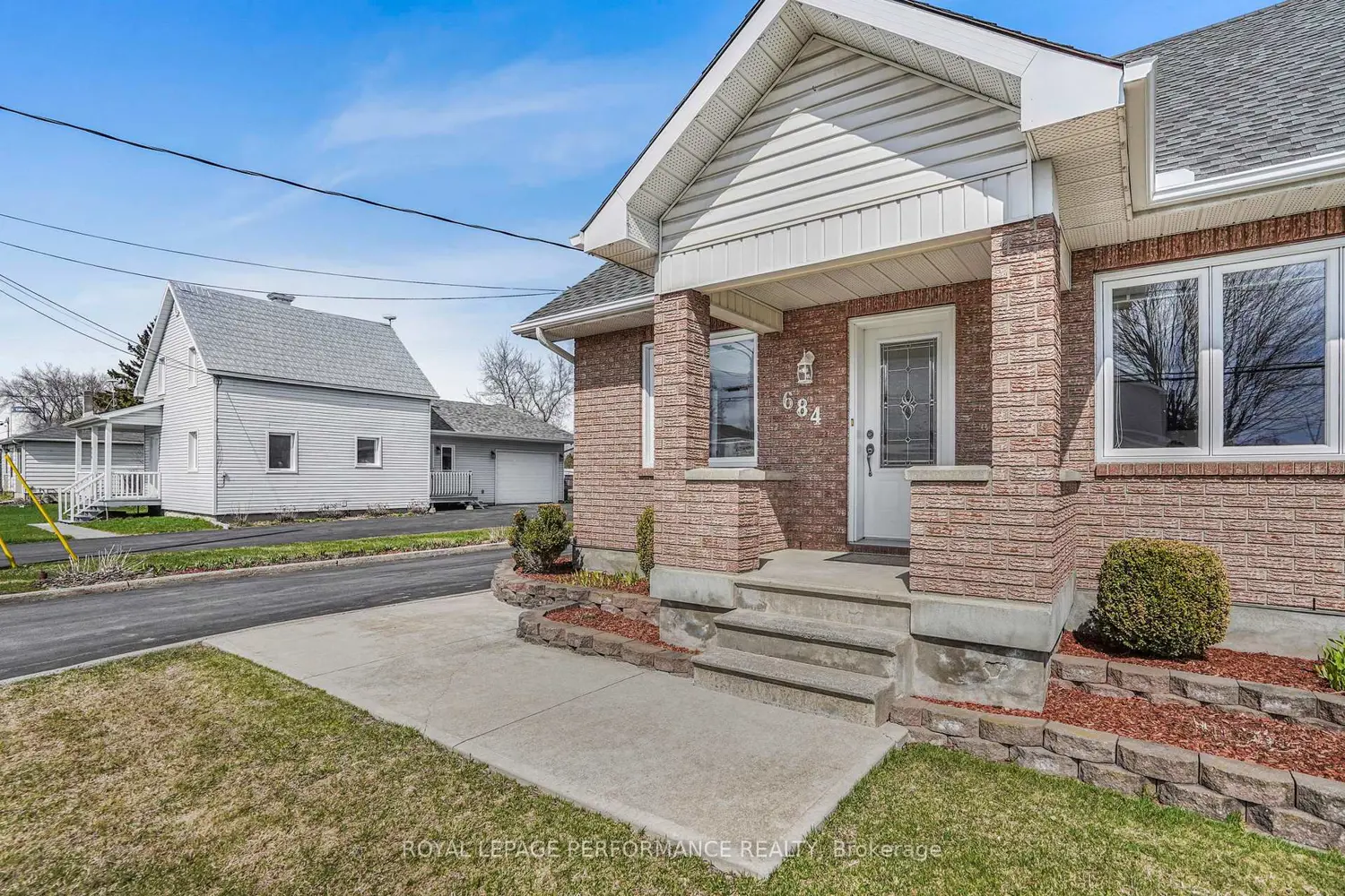 Additional image 15 of 684 Principale Street