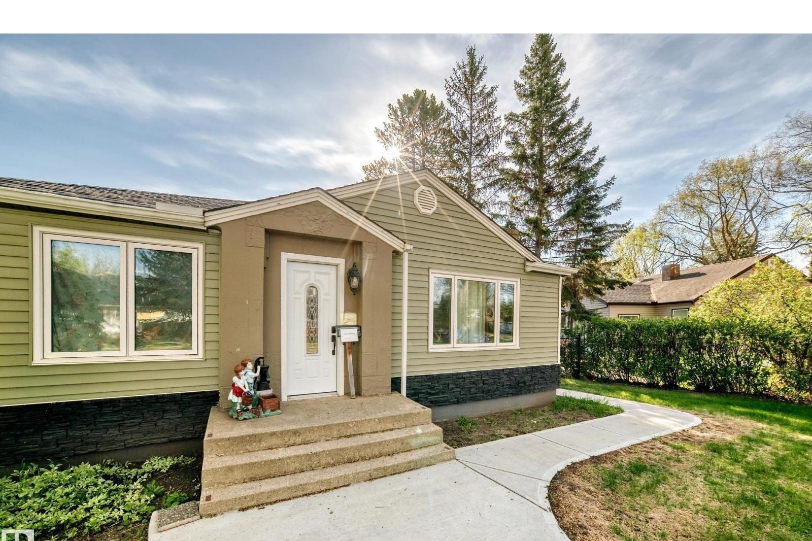 Additional image 8 of 11303 60 Street NW, Edmonton, AB, T5W3Z2