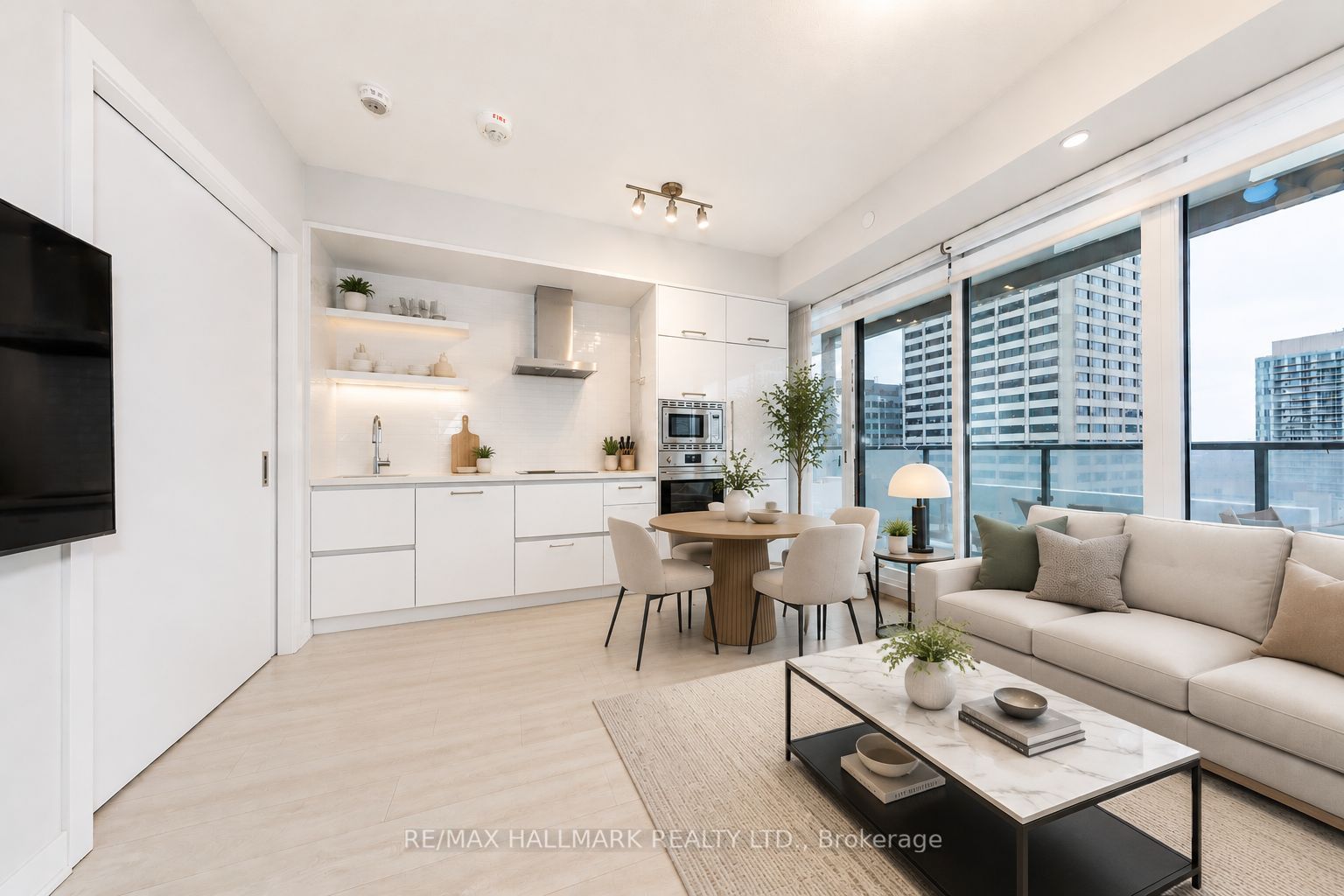 2211-2221 Yonge Street, Toronto, ON, M4S 0B8