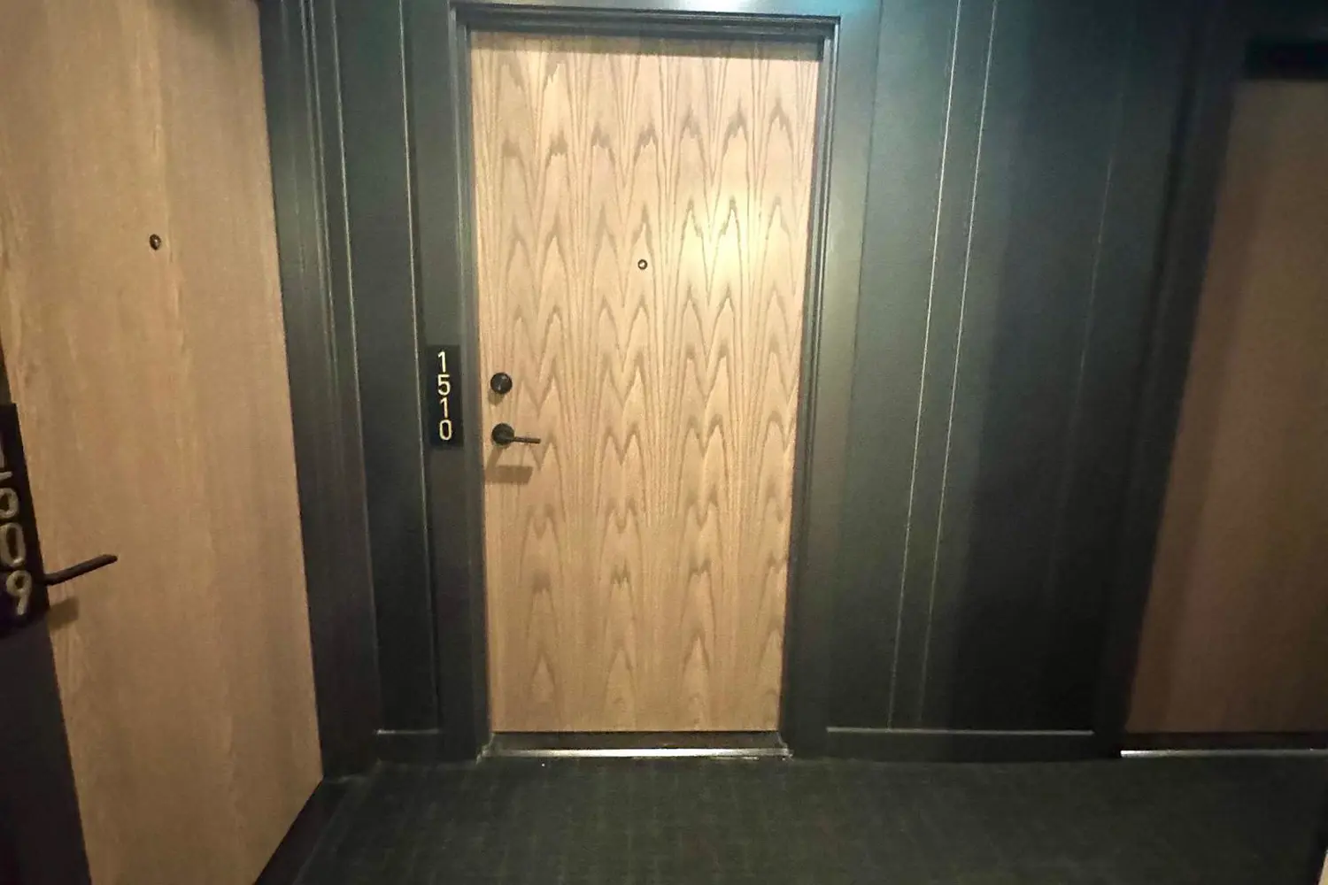 55 Charles Street 1510 photo 2