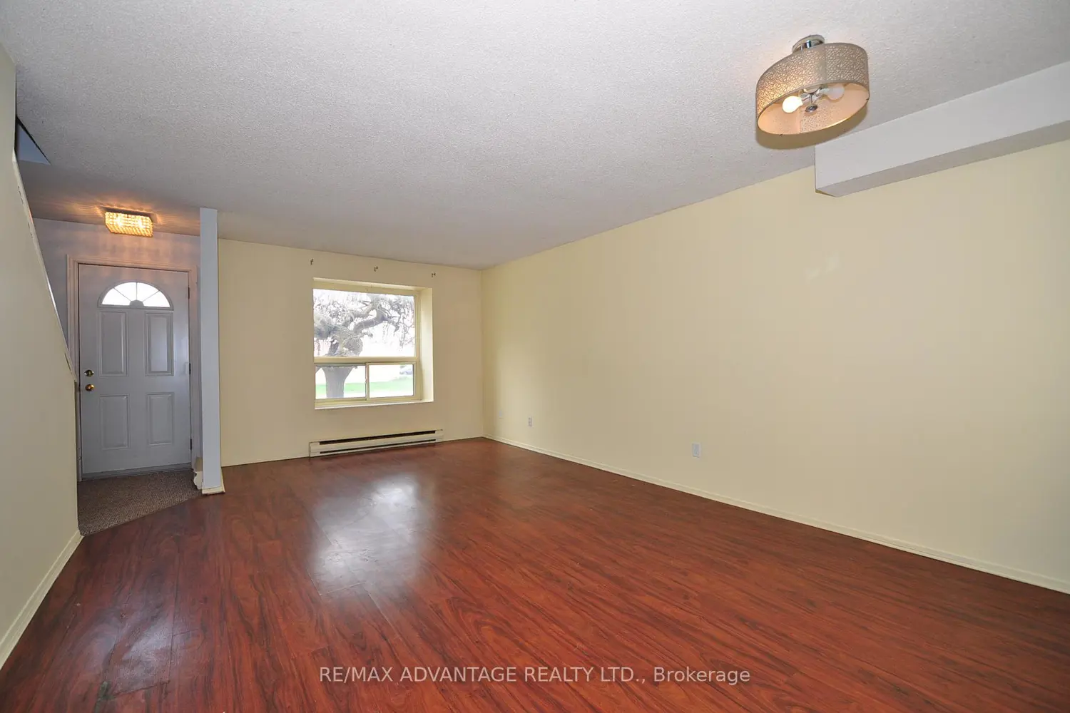1430 Jalna Boulevard 27 photo 5