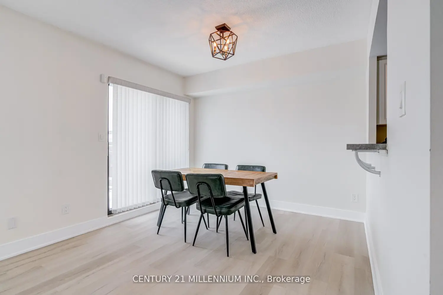 Additional image 8 of 1000 Cedarglen Gate 617