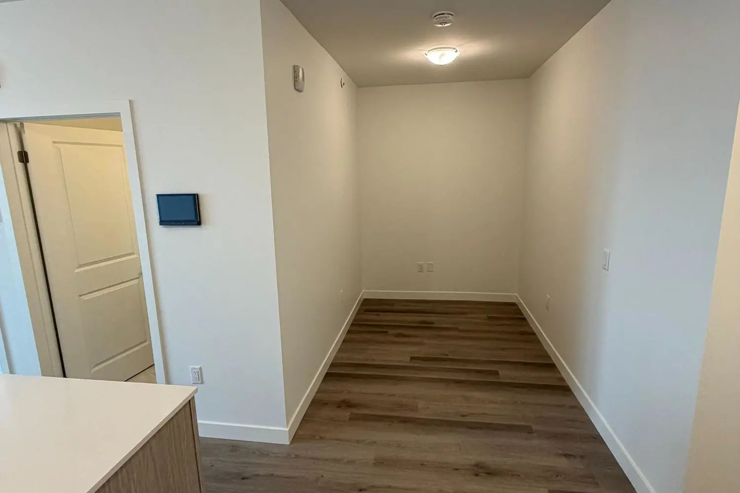 Additional image 5 of 461 Green Road 1018