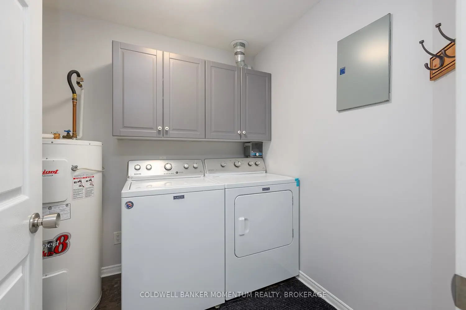 Additional image 11 of 6 Niagara Street 206