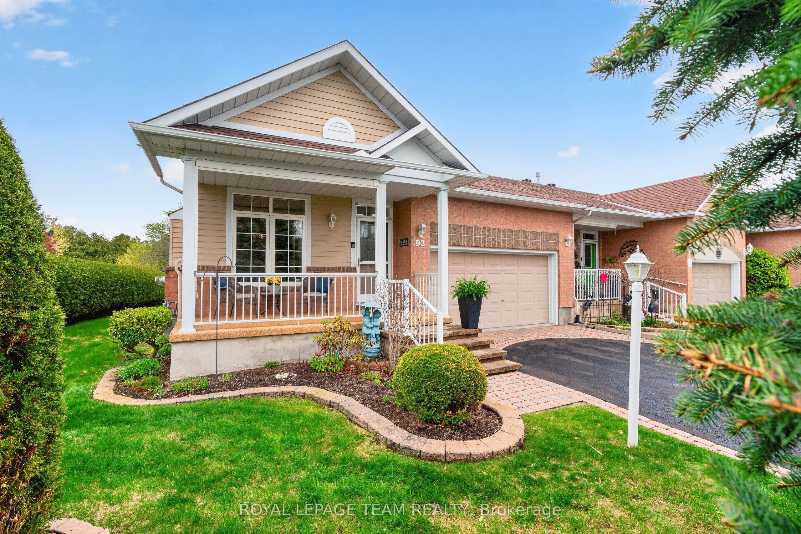 93 Sable Run Drive, Ottawa, ON, K2S 1W7 photo 2